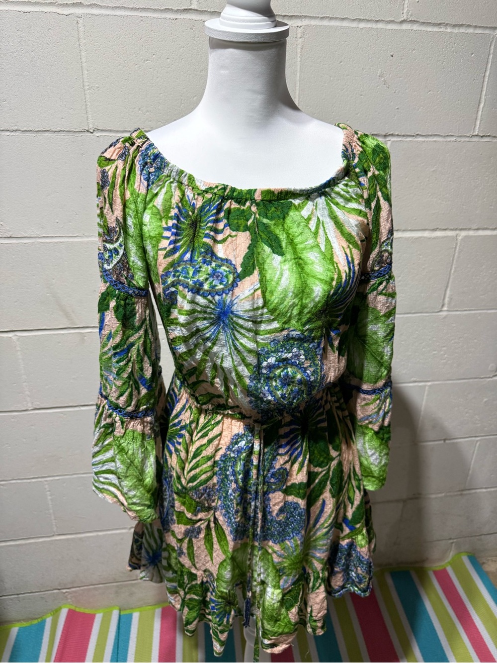 blue island Green Leaf-Print Long-Sleeve Dress with Blue Accents
